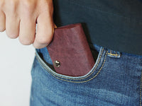 Kamino Wallet is a minimalist, slim wallet that fits in your front pocket.