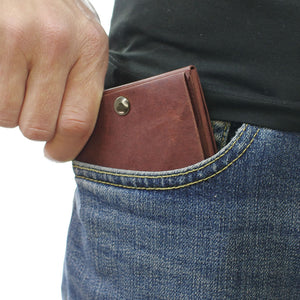 Kamino slim bifold wallet fits in every front pocket