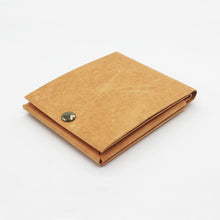 Load image into Gallery viewer, Kamino slim bifold wallet in tan